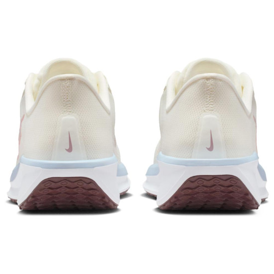 Nike Quest 6